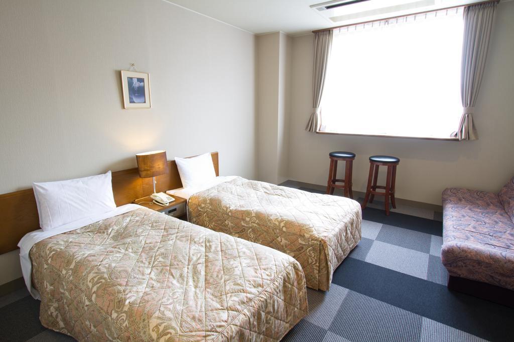 Ishiuchi Yungparunas Otel Minamiuonuma Dış mekan fotoğraf