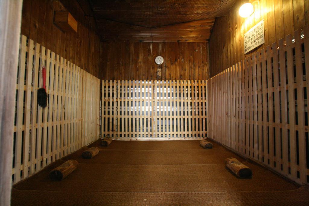 Ishiuchi Yungparunas Otel Minamiuonuma Dış mekan fotoğraf